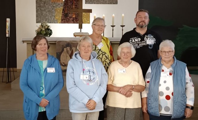 Das Team des Geburtstagsbesuchsdienstes unserer Gemeinde